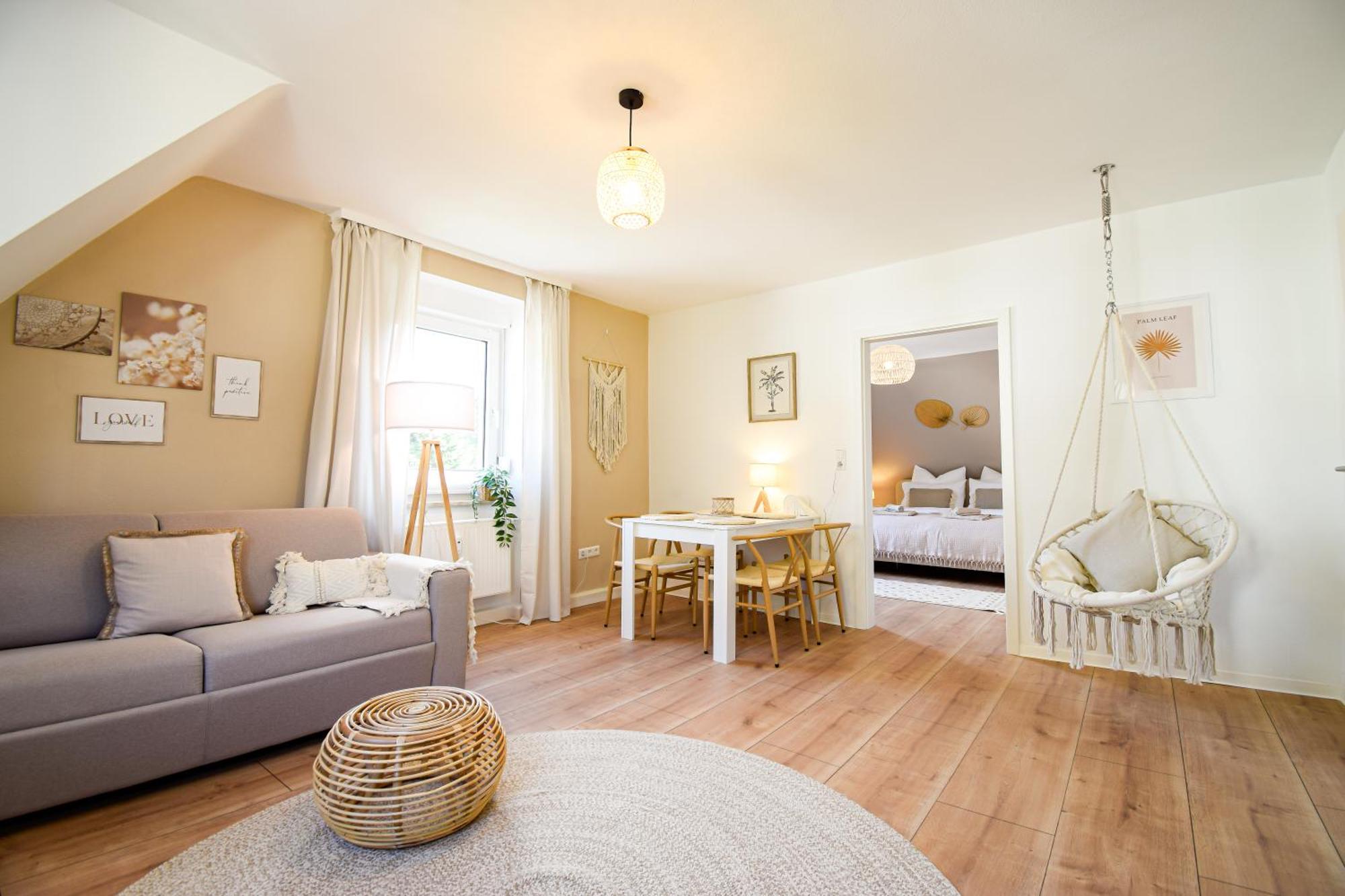 Boho-Apartment - Feel Like Home, Tiny Bathroom & Garage, 60M2 Mühlacker Exteriér fotografie